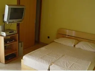 Apartmán Front One Bedroom (adults Only)